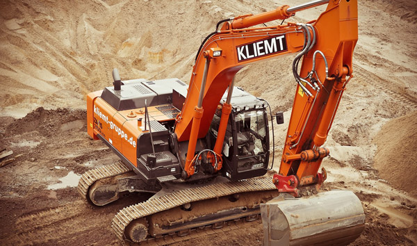 Revolutionizing Heavy Lifting: The XCMG Rough Terrain Forklift Advantage