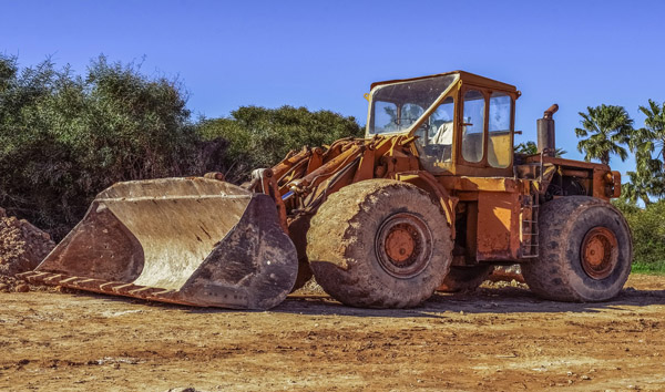 The Future of Stone Material Handling: Advanced Rough Terrain Forklifts